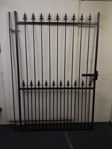 Metal gate side - gate,,